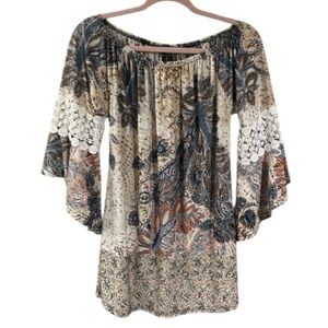 WinWin Pinwheel Crochet Sleeve Floral Paisley Tunic